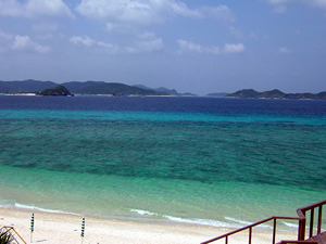 阿嘉島の海の写真（西浜ビーチ）