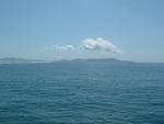海上から見た久米島